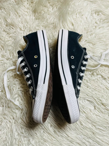 Chuck Taylor | Black & White | Lo top | Converse