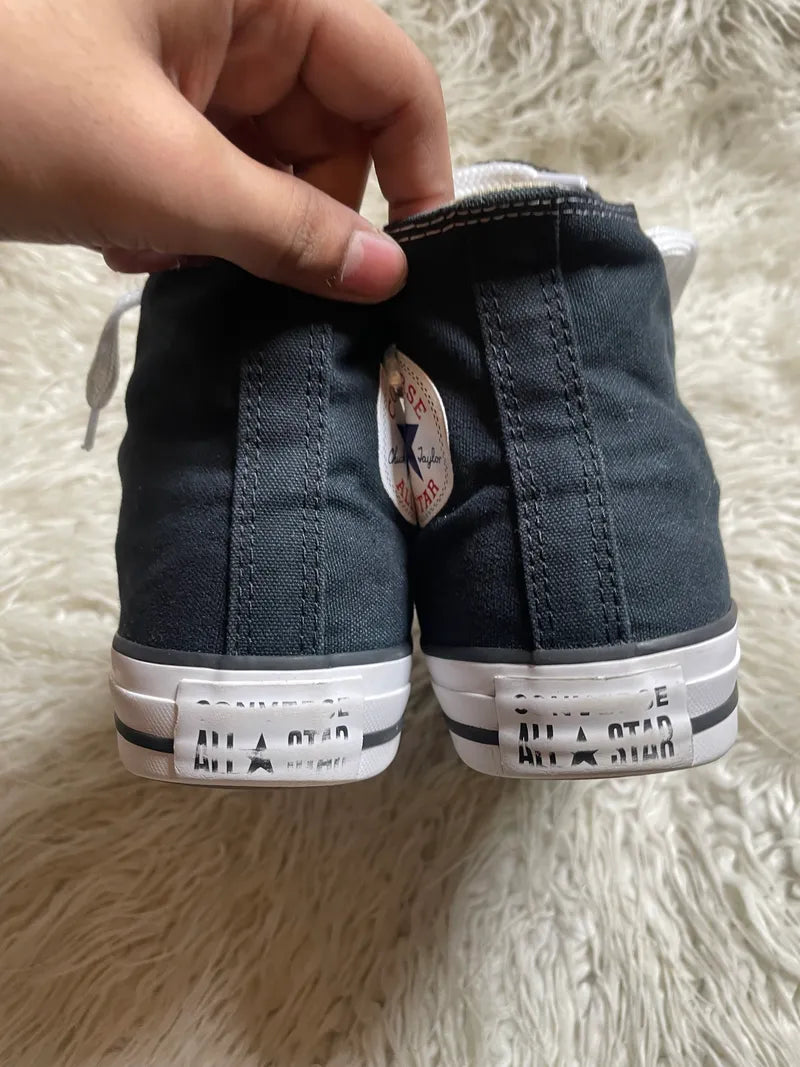 Chuck Taylor | Black & White | High top| Converse