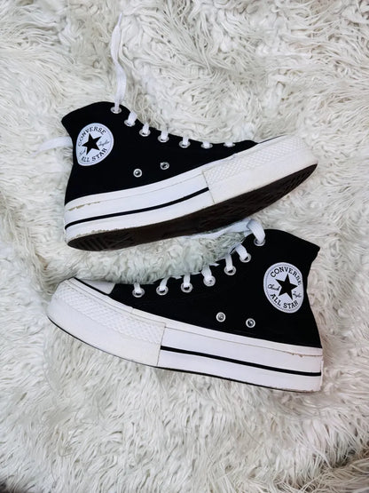 Chuck Taylor | Black & White | Hi top | Paded