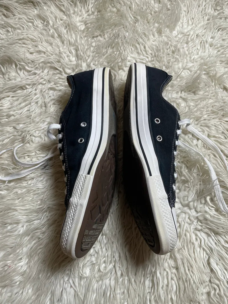 Chuck Taylor | Black & White | Lo top | Converse