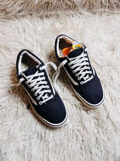 Vans | Black & White | Lo Top | Old Skool