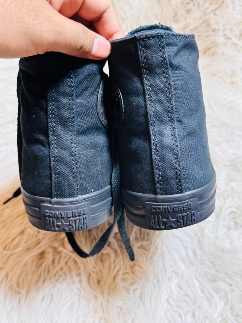 Chuck Taylor | Black  | High top| Converse