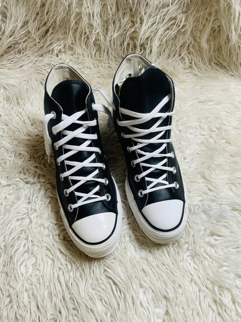 Chuck Taylor | Black & White | Leather | High top | Hi Sole