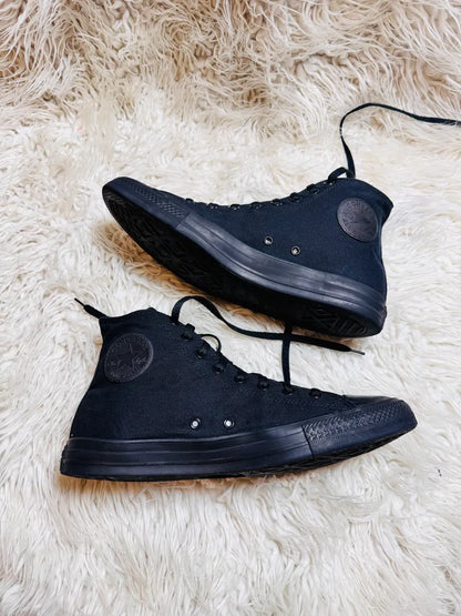 Chuck Taylor | Black  | High top| Converse
