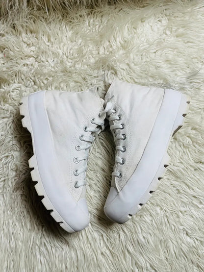Chuck Taylor | White | High top| Converse | Platforms
