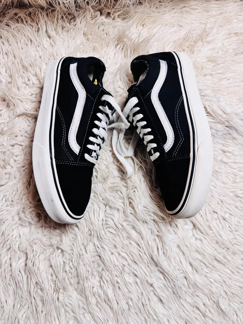 Vans | Black & White | Lo Top | Old Skool