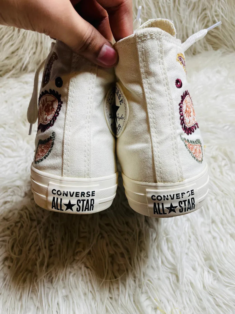 Chuck Taylor | White | Special Edition | High top| Converse