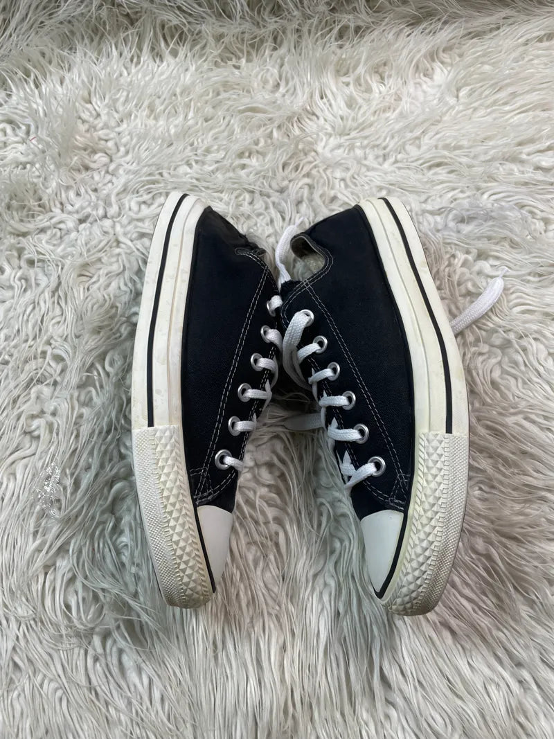 Chuck Taylor | Black & White | Lo top | Converse