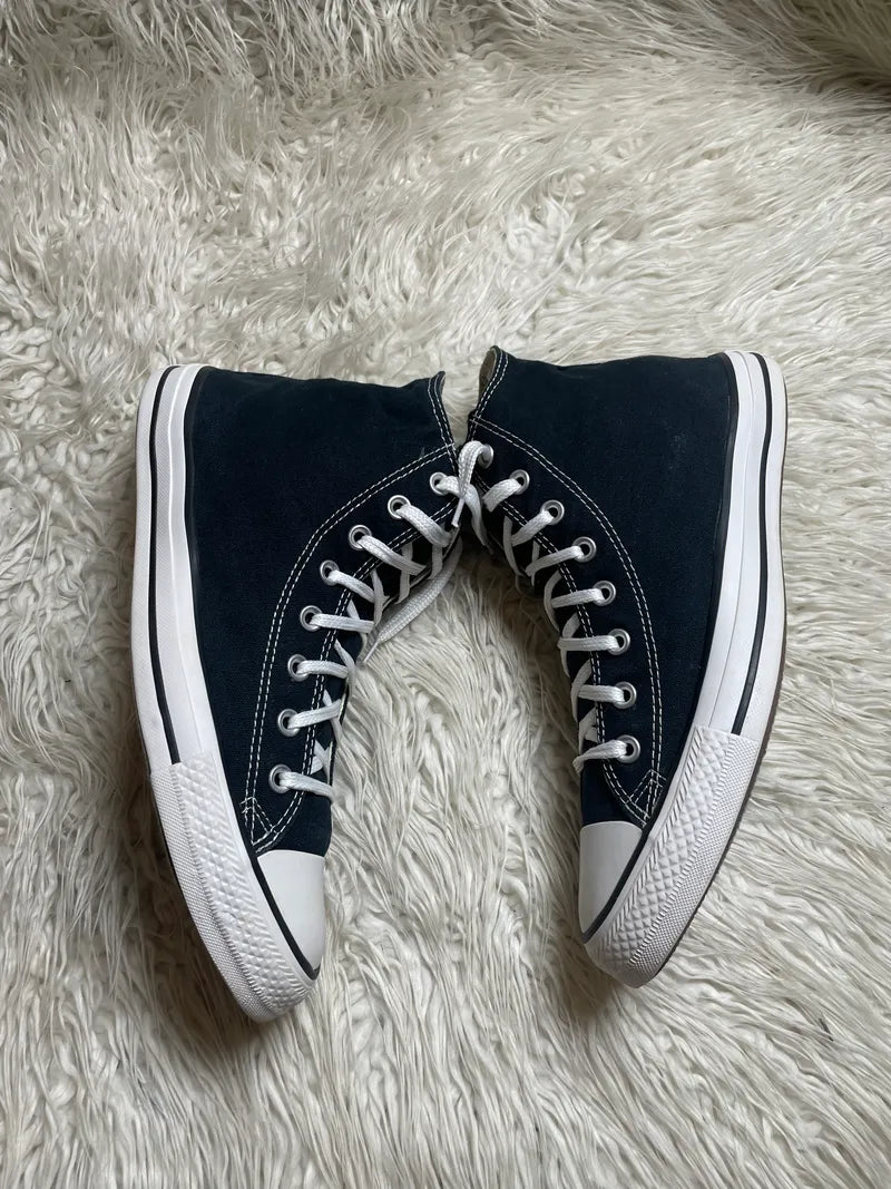 Chuck Taylor | Black & White | High top| Converse