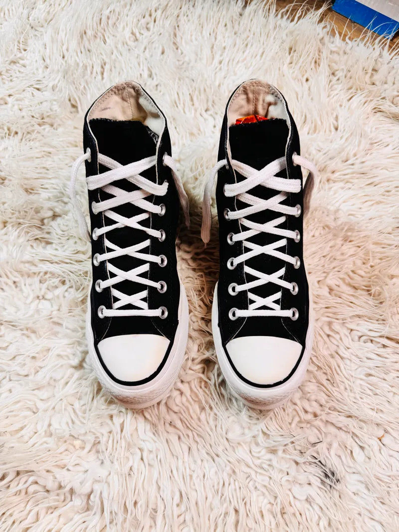 Chuck Taylor | Black & White | High top | Hi Sole