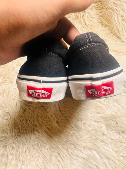 Vans | Black & White | Slip Ons