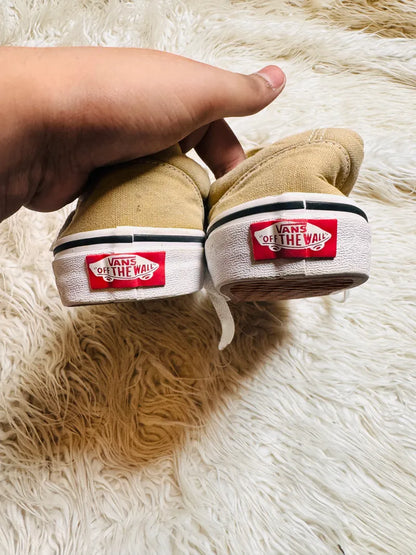 Vans | Dust Golden | At Wood