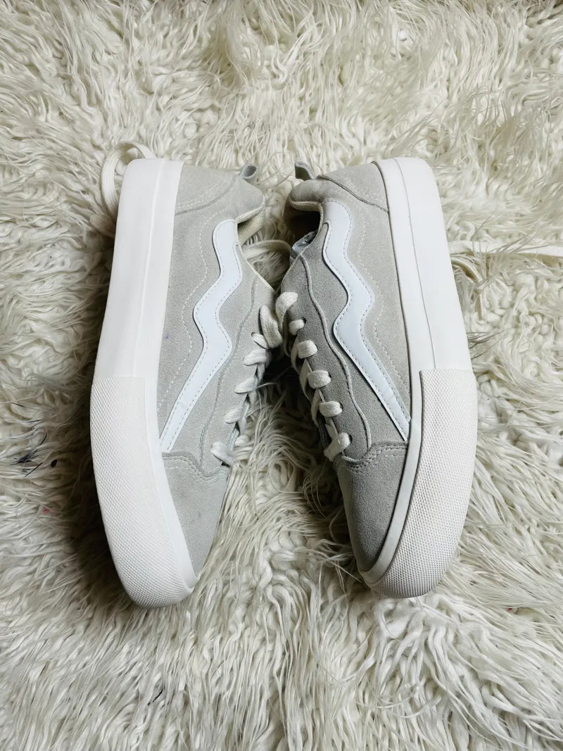 Sneakers for men’s