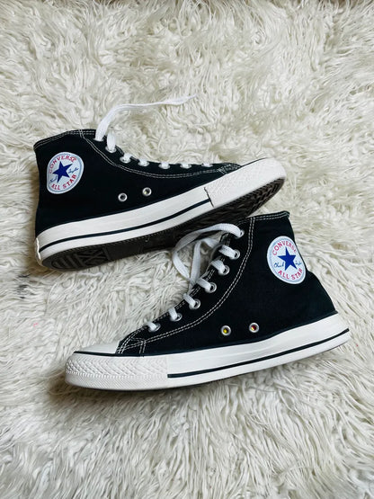 Chuck Taylor | Black & White | High top| Converse