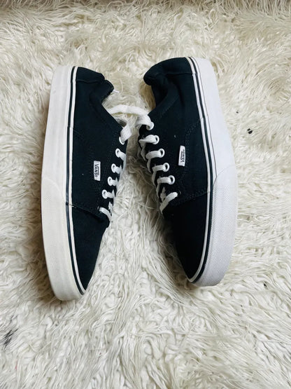 Vans Authentic | Black & White | Lo Top