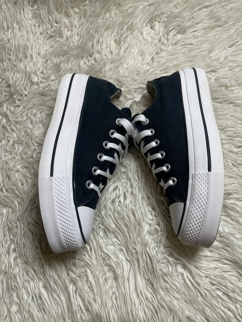 Chuck Taylor | Black & White | Low top | Hi Sole