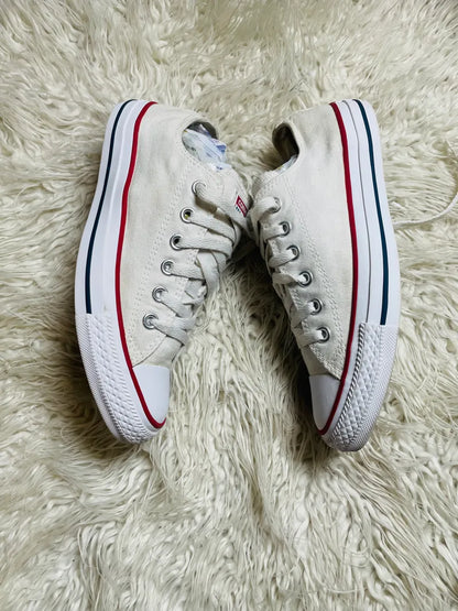 Chuck Taylor | White | Lo top | Converse