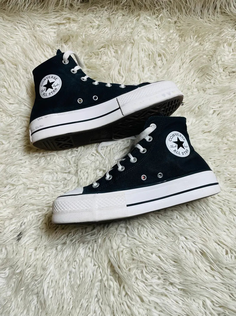 Chuck Taylor | Black & White | High top | Hi Sole
