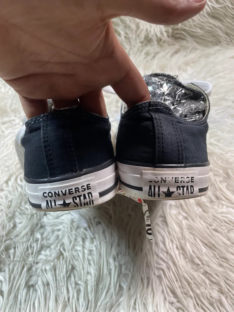 Chuck Taylor | Black & White | Lo top | Converse