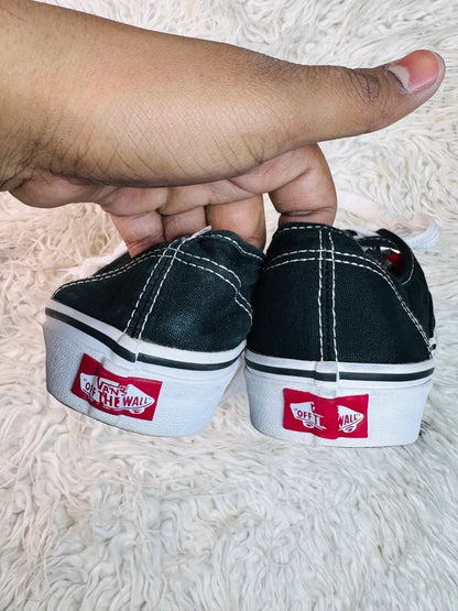 Vans | Black & White | Old Skool