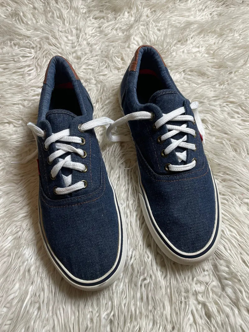 Levi's blue denim low-top sneakers