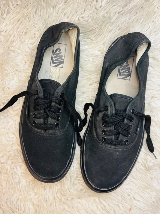 Vans Authentic Canvas Low Top All Black