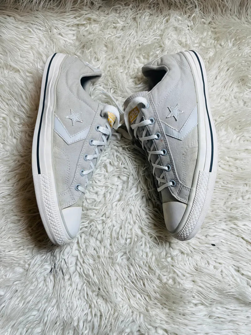 Chuck Taylor | Grey & White | Lo top | Converse