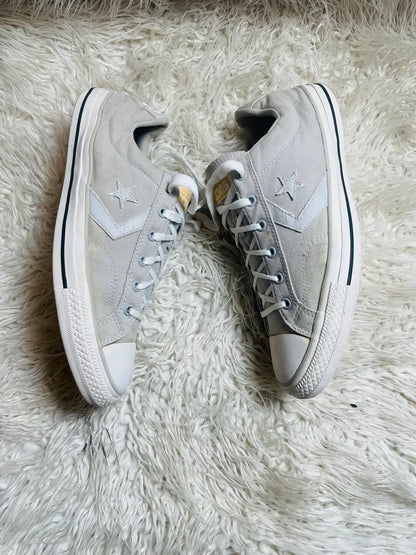 Chuck Taylor | Grey & White | Lo top | Converse