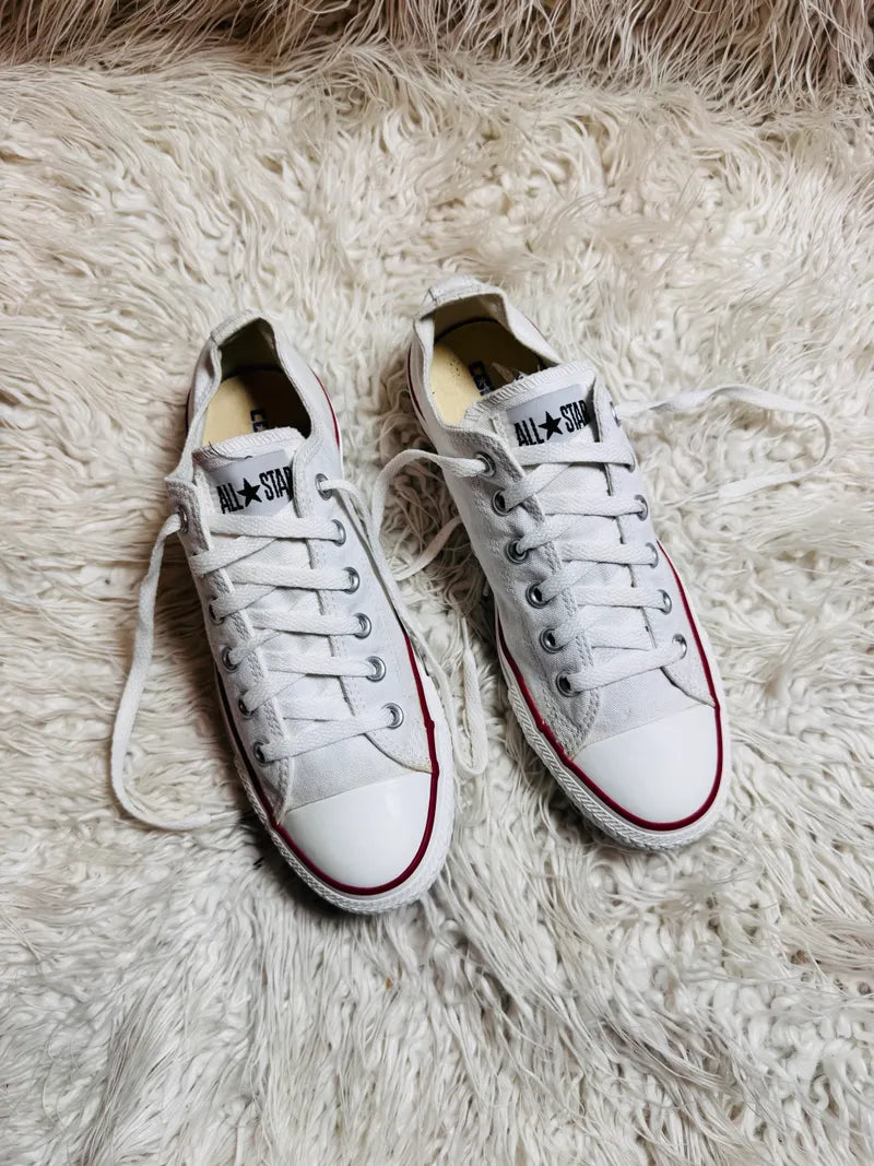 Chuck Taylor | White | Lo top | Converse