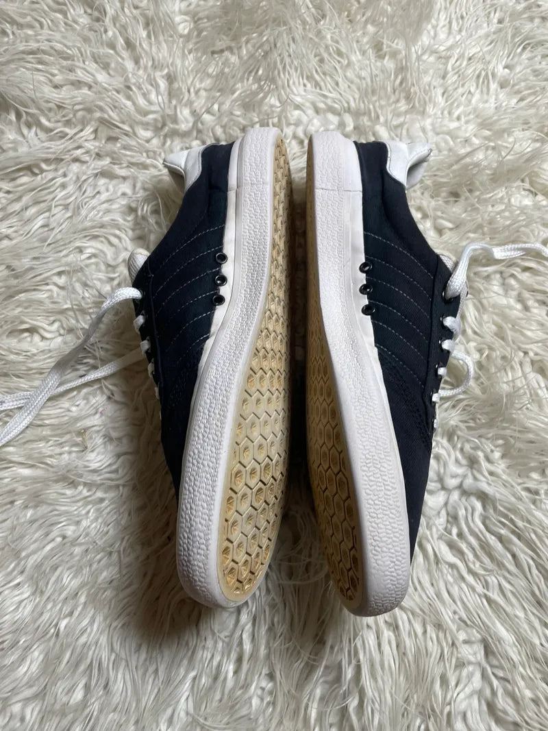 Black & White Lo Top Addias Sneakers