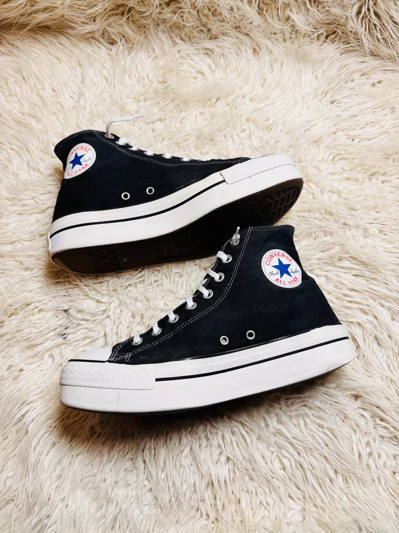 Chuck Taylor | Black & White | High top | Hi Sole
