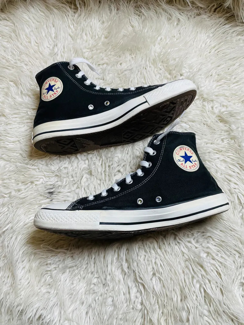 Chuck Taylor | Black & White | High top| Converse