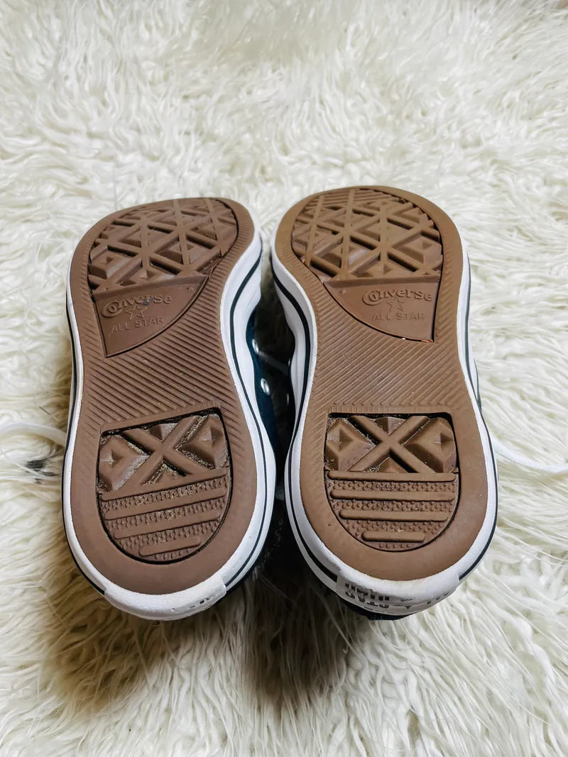 Chuck Taylor | Black & White | Lo top | Converse
