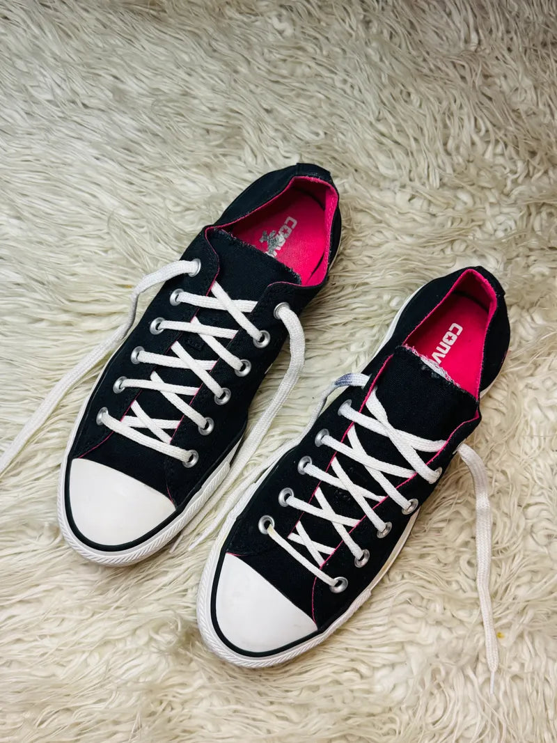 Converse LoTop Black Double Tongue with Pink inside