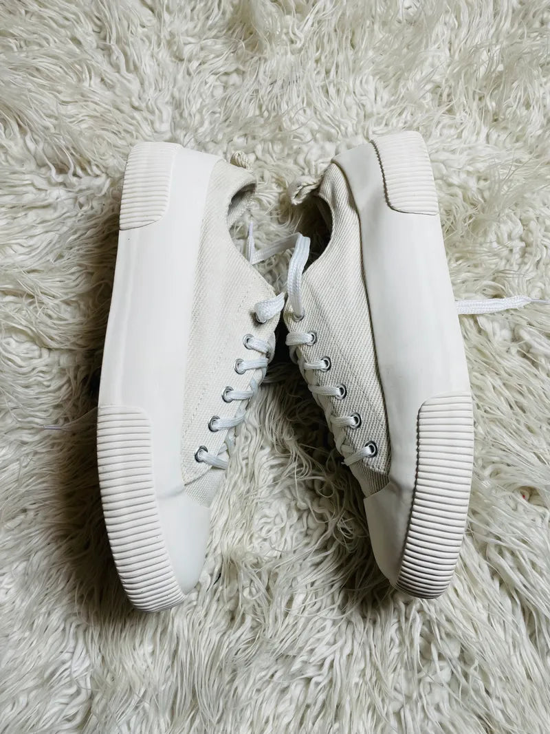 Sneakers for men’s
