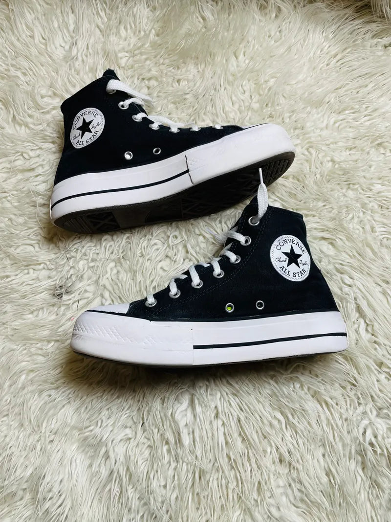 Chuck Taylor | Black & White | High top | Hi Sole