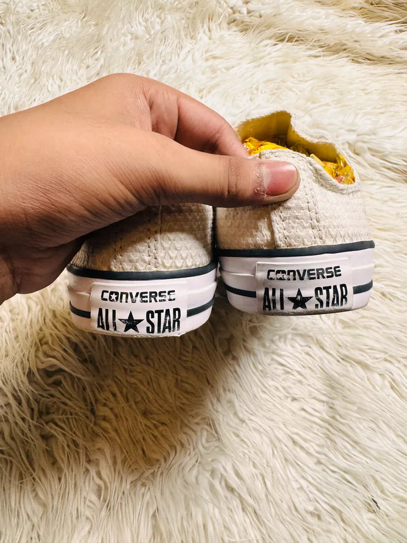 Chuck Taylor |  White | Special Edition  | Lo top | Converse