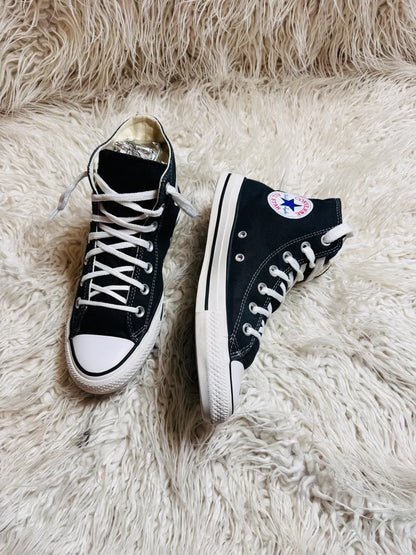 Chuck Taylor | Black & White | High top| Converse