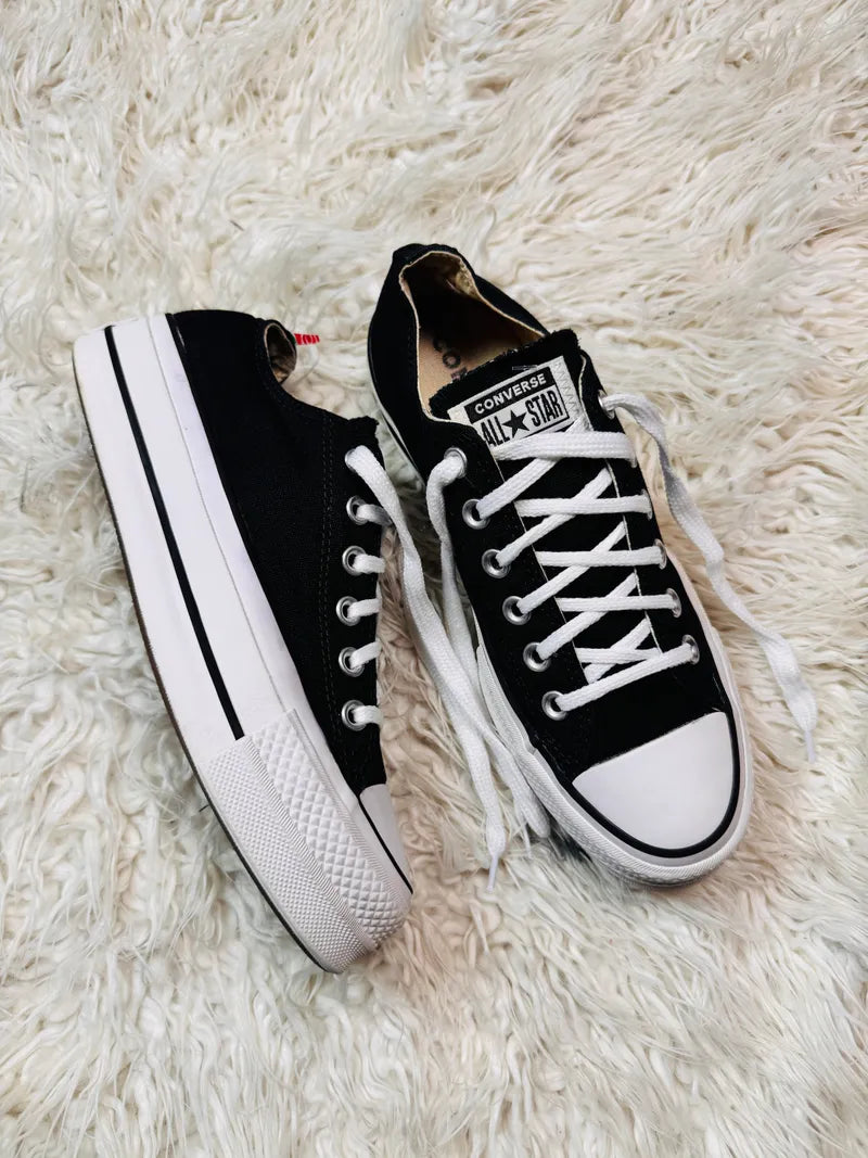 Chuck Taylor | Black & White | Lo top | Hi Sole