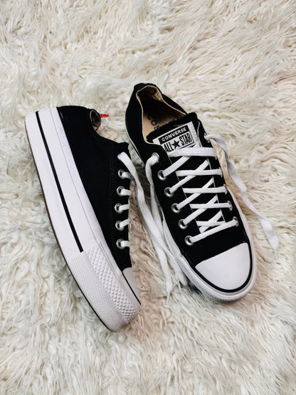 Chuck Taylor | Black & White | Lo top | Hi Sole