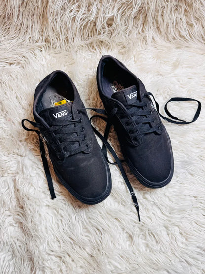 Vans Authentic | Black | Lo Top