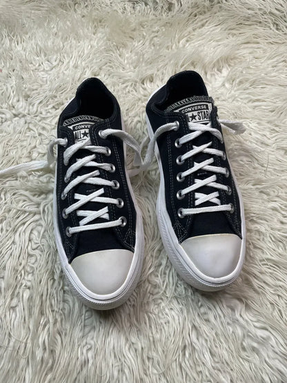 Chuck Taylor | Black & White | Lo Top | Converse Platform