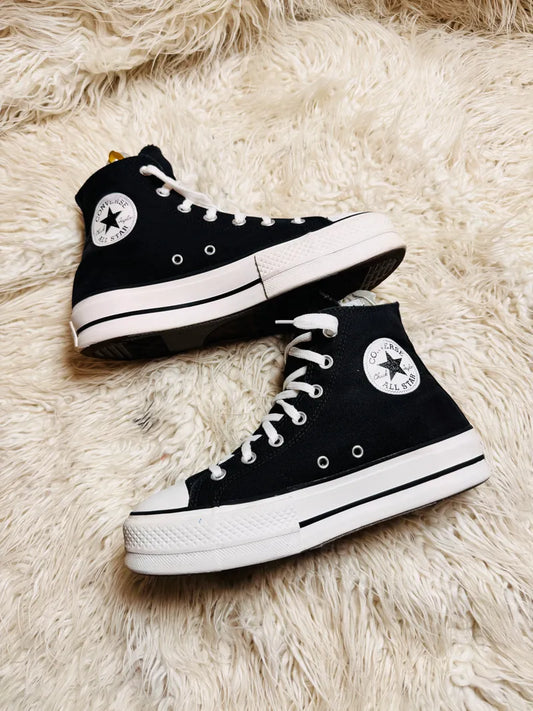 Chuck Taylor | Black & White | High top | Hi Sole