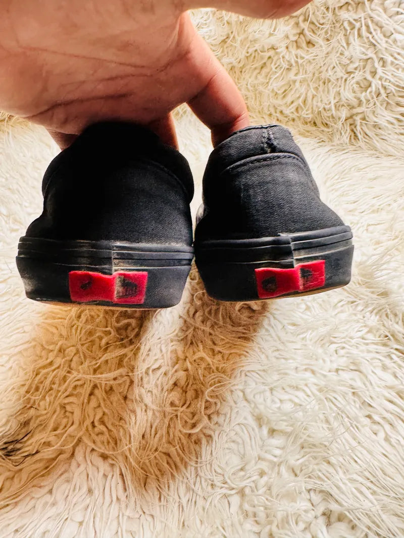 Vans | Black  | Slip Ons