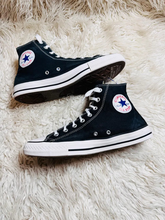 Chuck Taylor | Black & White | High top| Converse