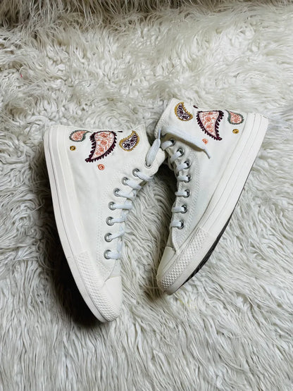 Chuck Taylor | White | Special Edition | High top| Converse