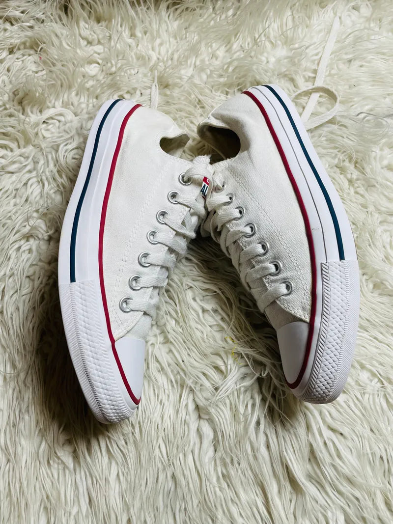 Chuck Taylor | White | Lo top | Converse