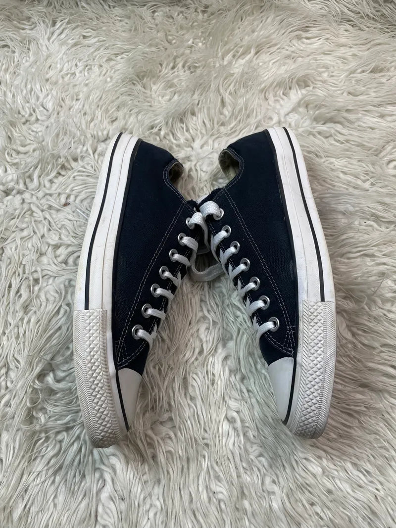 Chuck Taylor | Black & White | Lo top | Converse