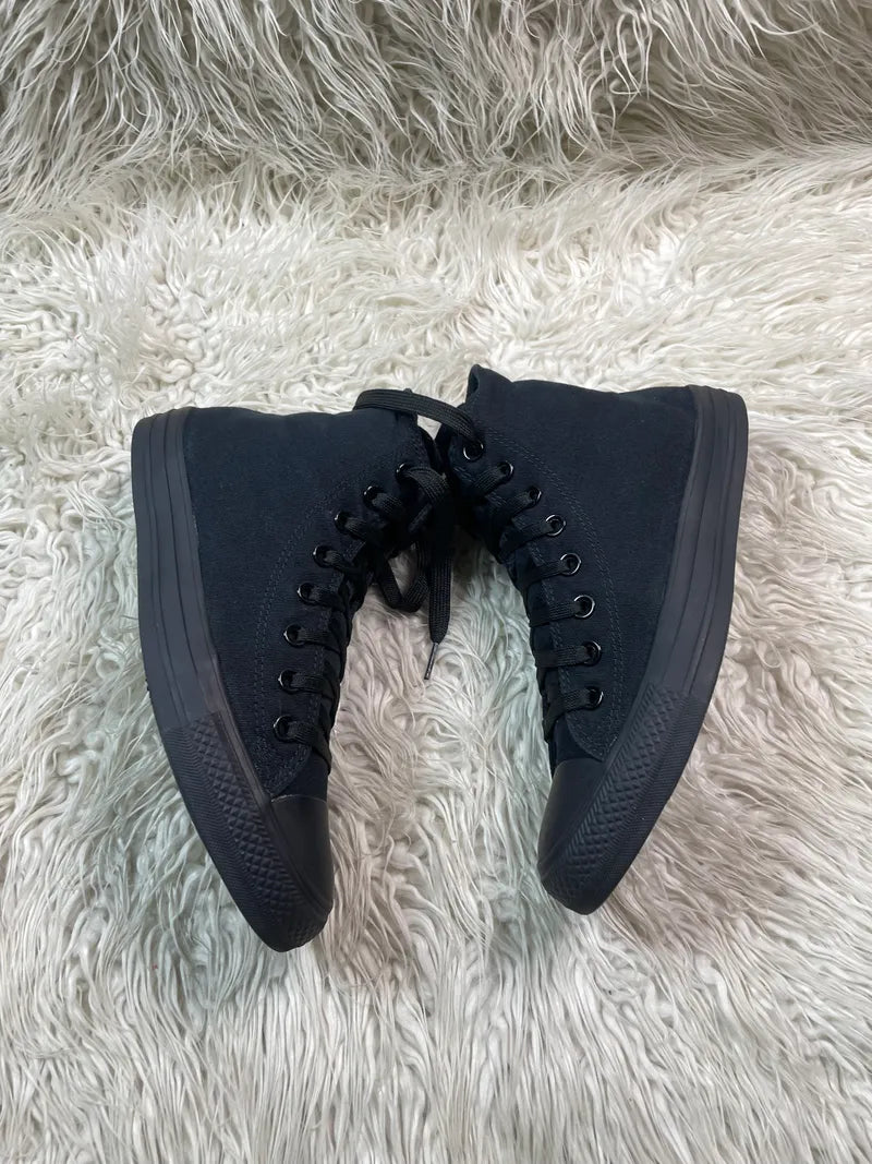 Chuck Taylor | Black | High top| Converse