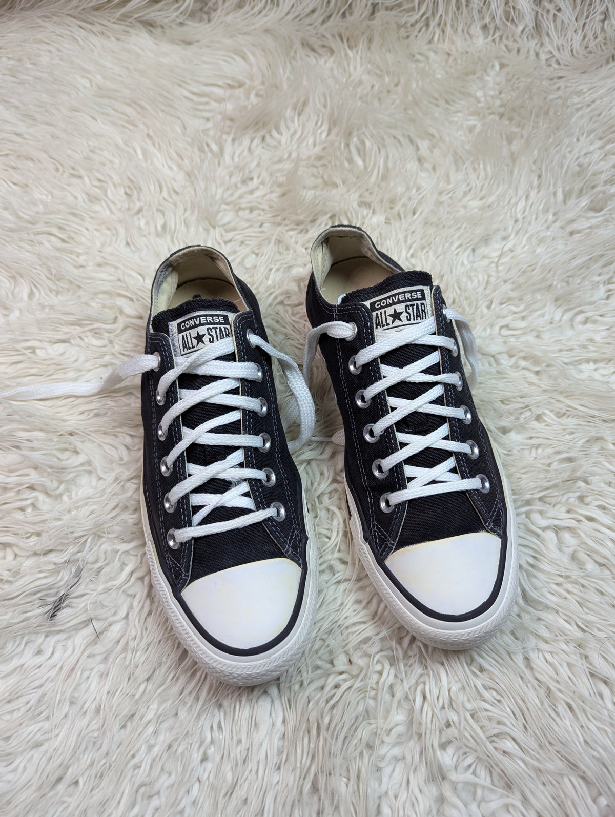 Chuck Taylor | Black & White | Lo top | Converse